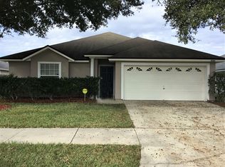 9355 Prosperity Lake Dr, Jacksonville, FL 32244