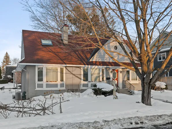 961 Kingsmere Ave, Ottawa, ON K2A 3K3