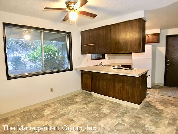 3rd image of 4208 NE 152nd Ave