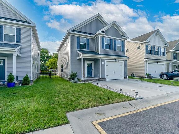 2nd image of 837 Turtle Dove Ct #1