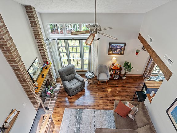 3rd image of 6550 Wandsworth Cir