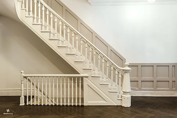 Rented by Dixon Advisory USA Inc. | media 7