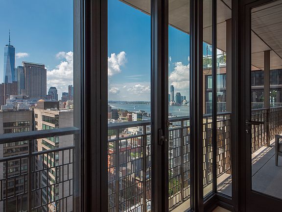 4th image of 100 Vandam St #10D