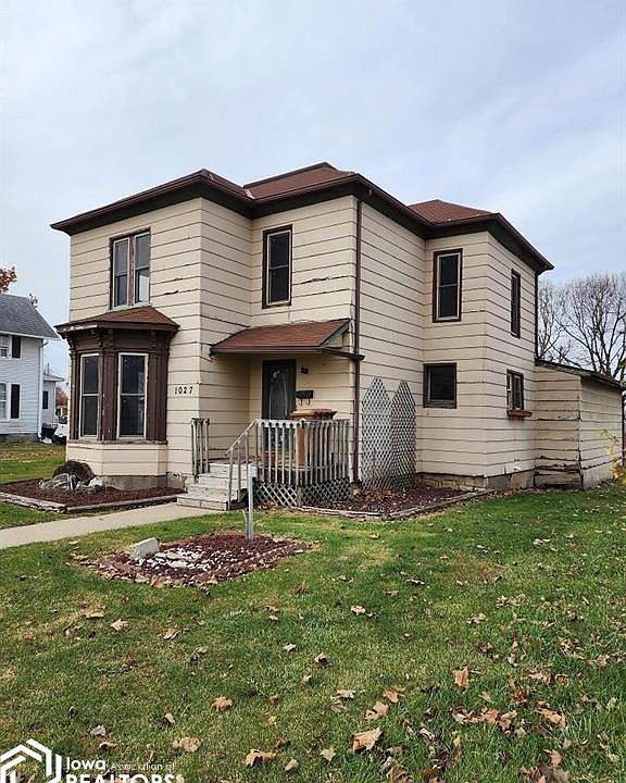 1027 Pearl St, Grinnell, IA 50112 Zillow