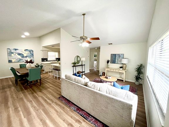 4th image of 3237 Bear Creek Ln