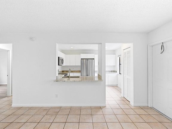 5th image of 11319 Royal Palm Boulevard #B-2