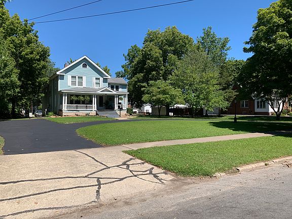 5th image of 500 E Main St