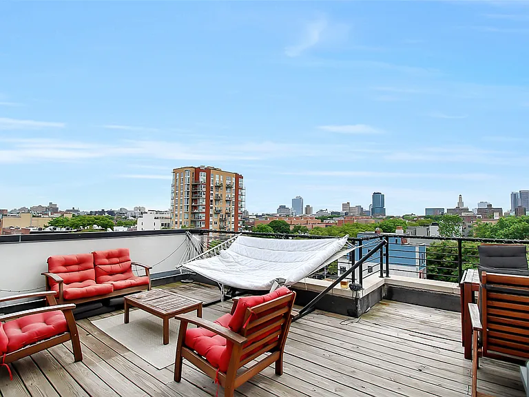 315 Franklin Ave #4F — Photo 12