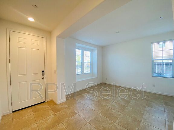 2nd image of 1714 Golden Poplar Ave