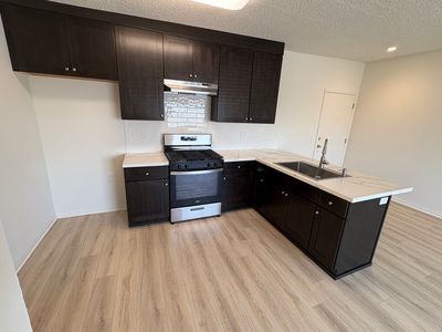 おのじ 7627 Laurel Cyn Blvd - 7627 Laurel Canyon Blvd North