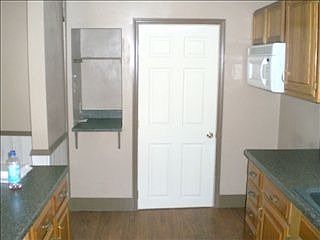 2nd image of 2302 1st St