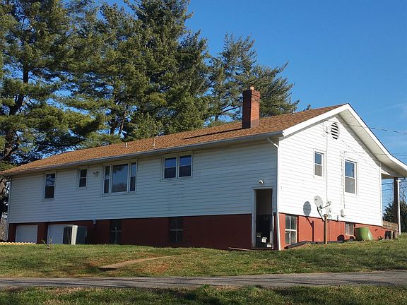 5th image of 3115 Carroll Ave
