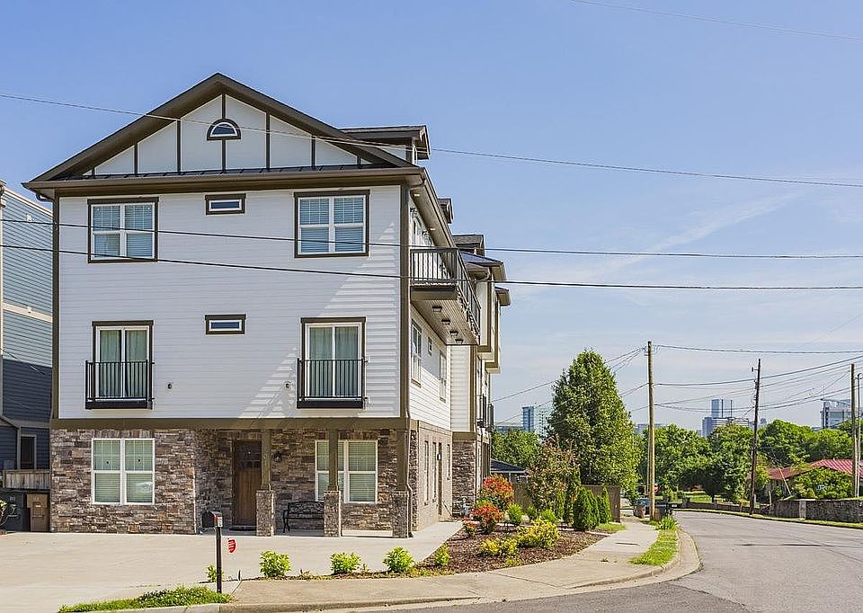 1st image of 101 13th Avenue Cir