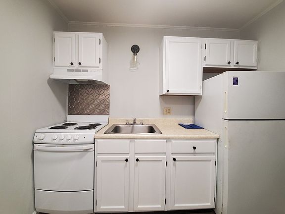 5th image of 3 Packers Falls Rd #3