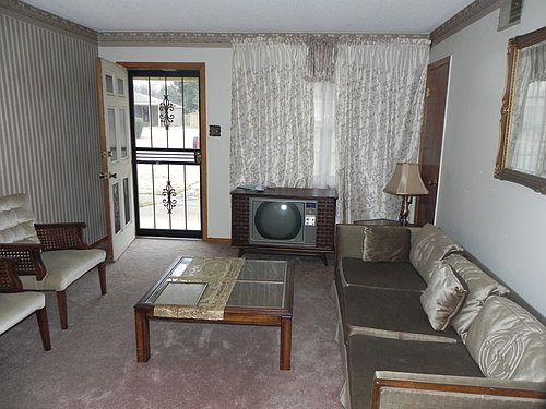 2nd image of 526 Dreger Ave
