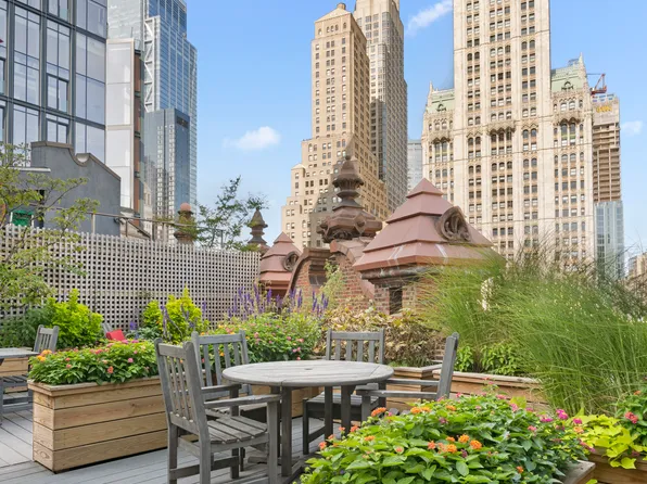 145 Nassau Street image 13 of 14