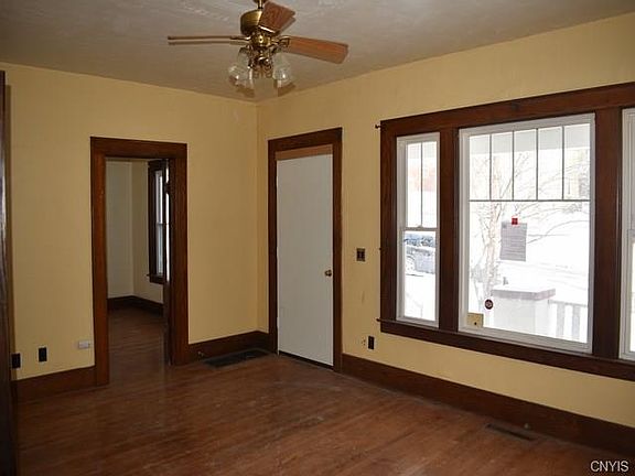 3rd image of 1049 Highland St