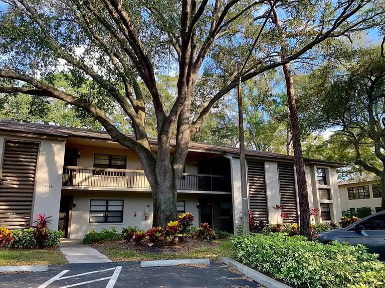 3032 Eastland Blvd #B203 — Photo 2