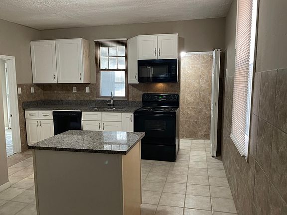 4th image of 1337 Mount Olive Ave