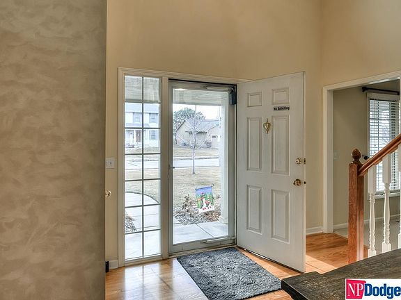 5th image of 9812 Idora St