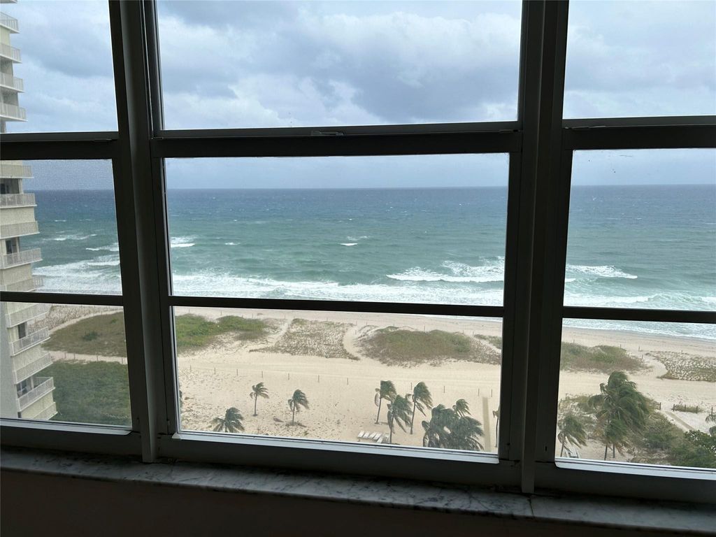 750 N Ocean Boulevard #1409, photo 4