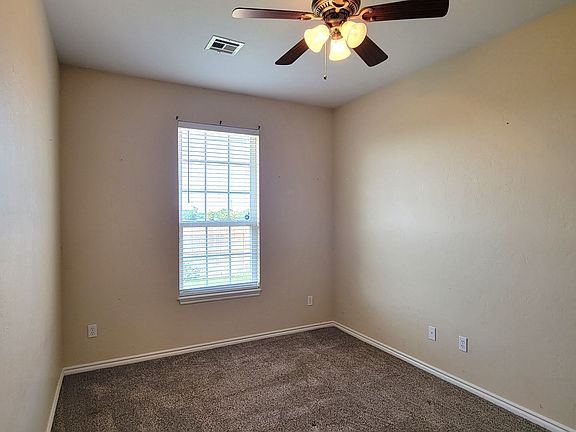 5th image of 11307 NW 121st Pl