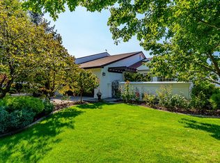 1911 Meadows Dr N, Richland, WA 99352