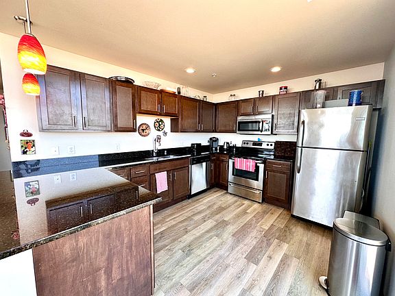 2nd image of 822 E Washington Ave APT 1217