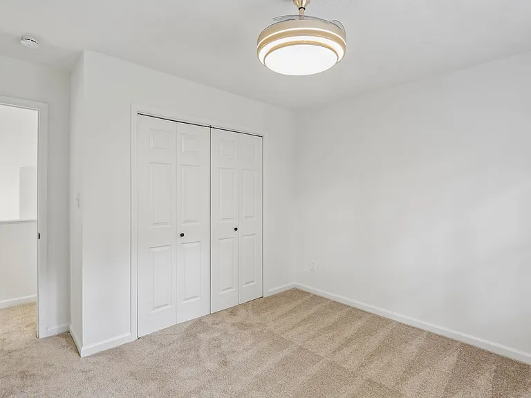 2280 Wellington Cir — Photo 18