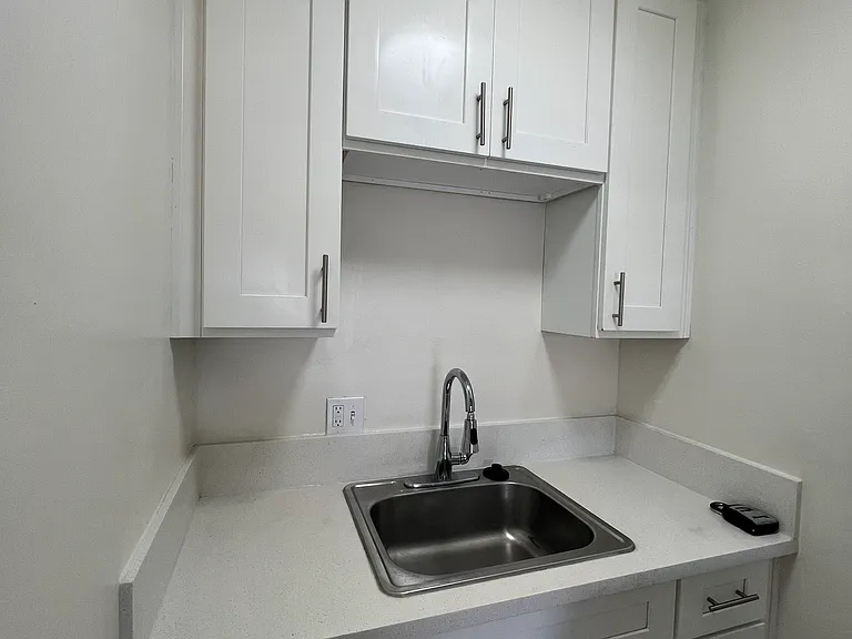 1134 N East St #A — Photo 1