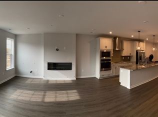 (Undisclosed Address), Midlothian, VA 23114