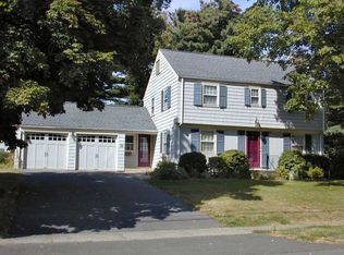 36 Lostbrook Rd, West Hartford, CT 06117