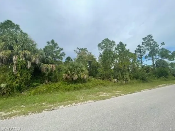 16th ST SE, NAPLES, FL 34117