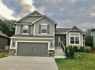 10222 N McKinley Ave, Kansas City, MO 64157