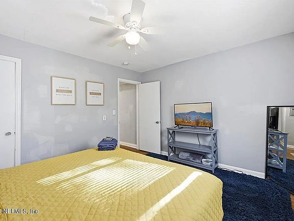 5th image of 1264-1266 Donald St #1264