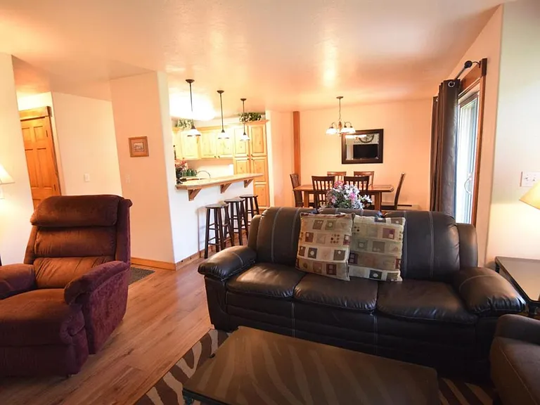 1607 Davis Ave #50 — Photo 12