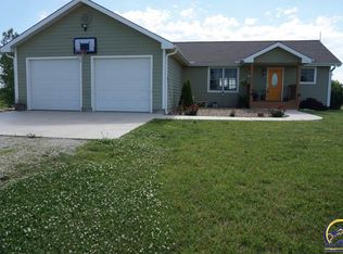 17407 Stoney Dr, Mayetta, KS 66509