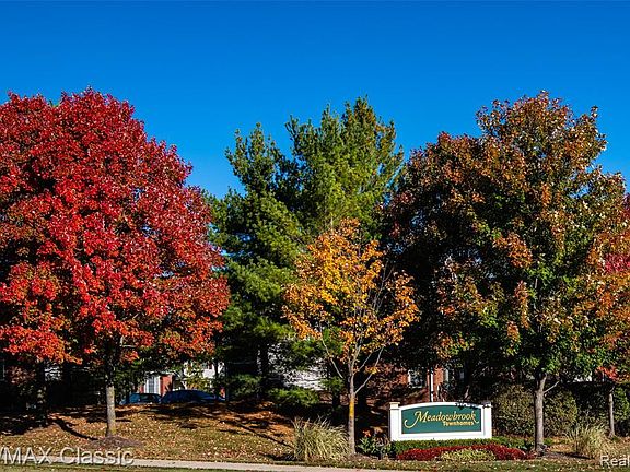 3rd image of 41786 Brownstone Dr #1
