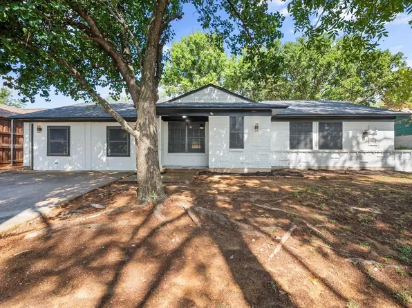 607 E Mitchell St, Arlington, TX 76010