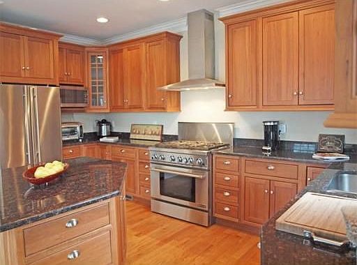 4th image of 104 State St Unit D