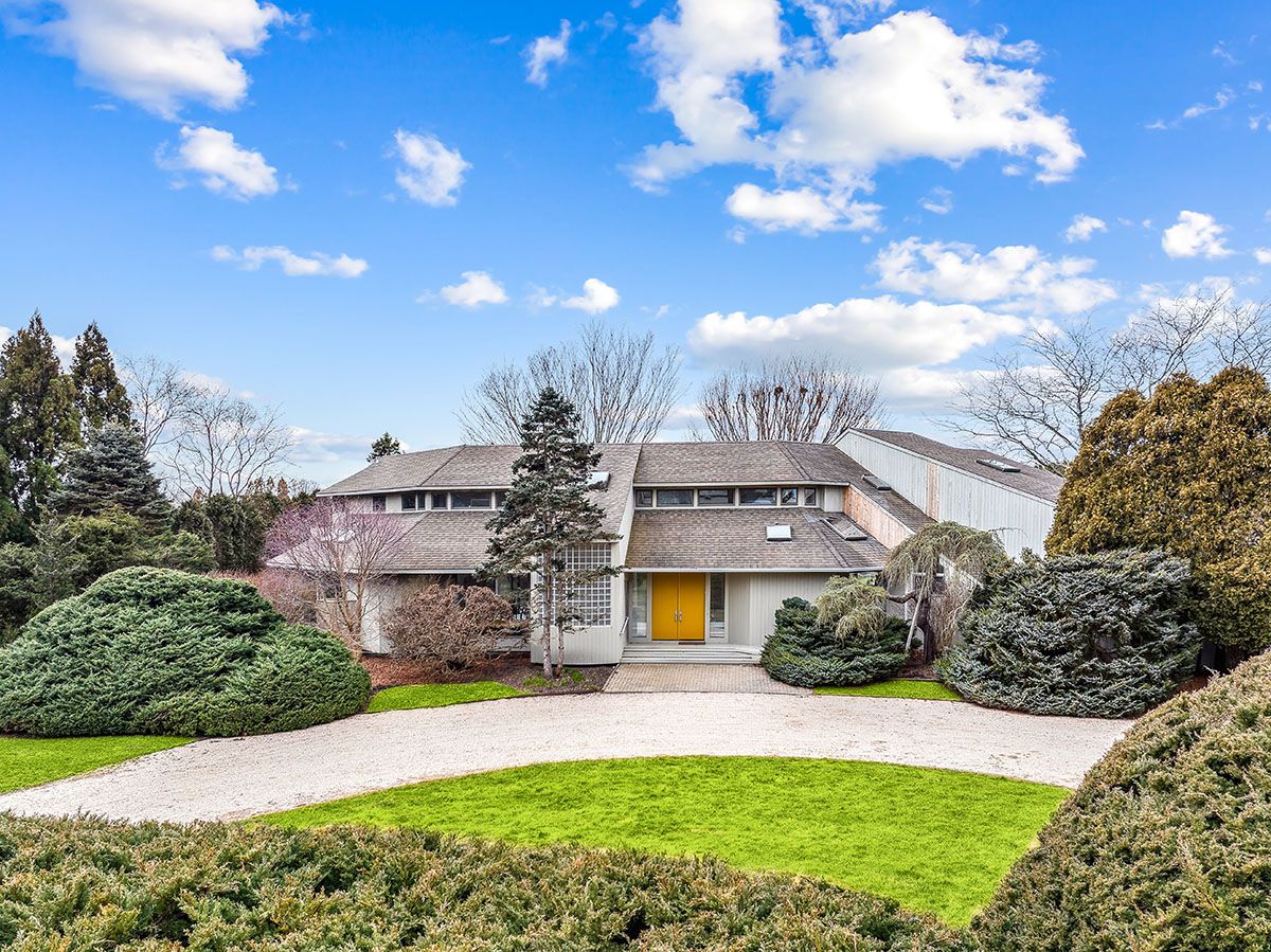 139 Old Barn Ln, Sagaponack, NY 11962 Out East