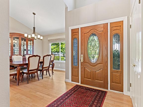 3rd image of 9555 Vancouver Lane