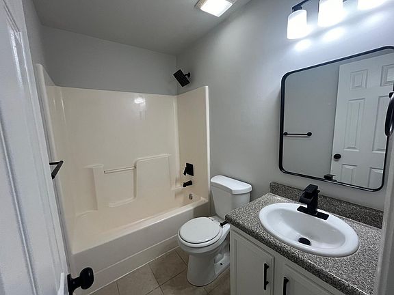 2nd image of 1047 Wheel House Ln #B