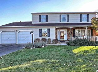 10 Sna Ln, Mechanicsburg, PA 17055