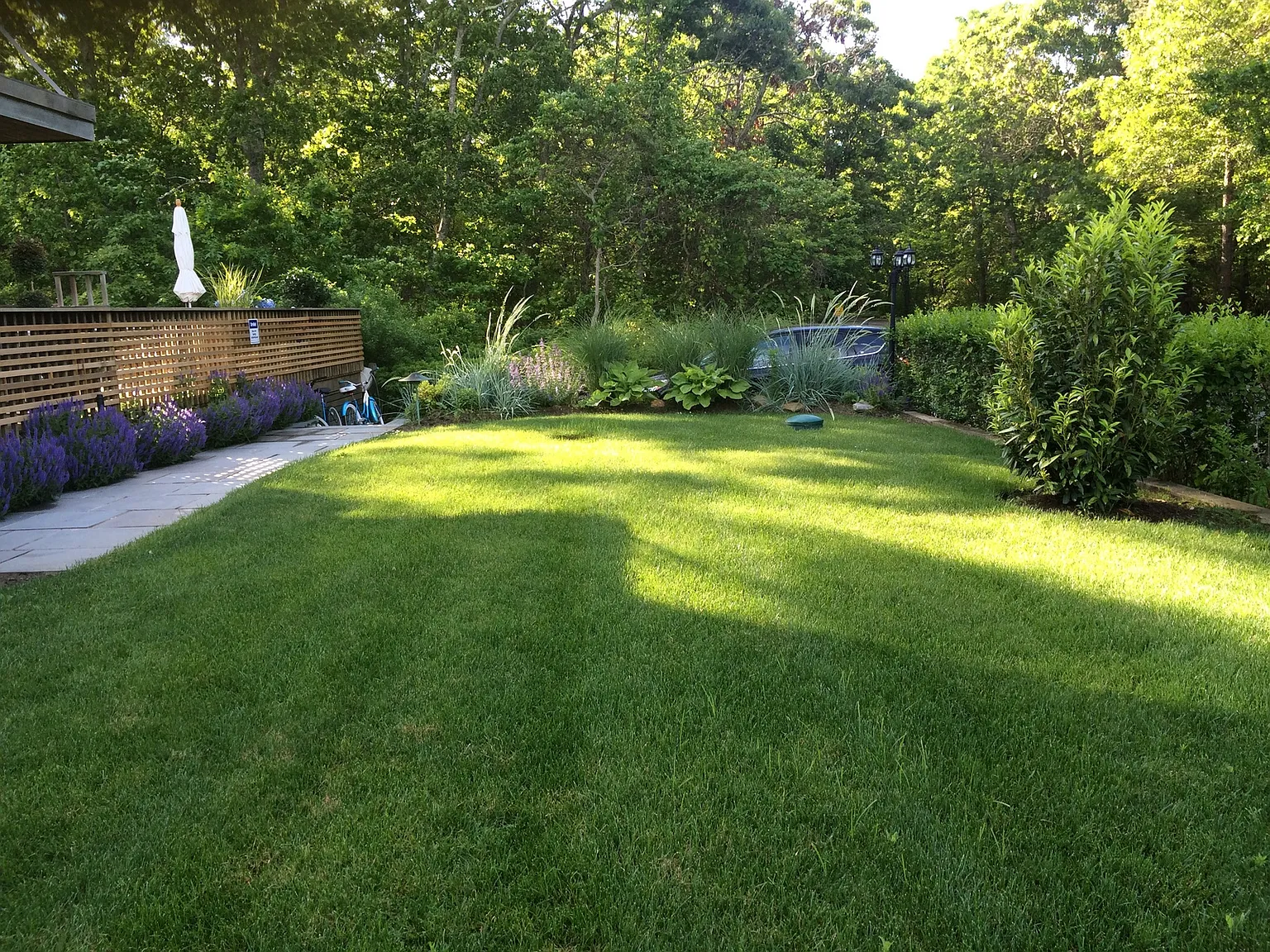 Southampton Villa, Heated Gunite Pool & Tennis — Photo 3