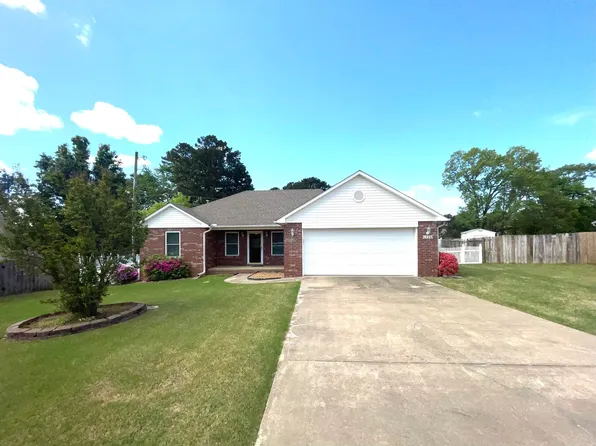 1304 Ridgefield Dr, Heber Springs, AR 72543