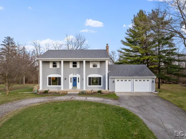 10601 Newburg Ln, Tecumseh, MI 49286