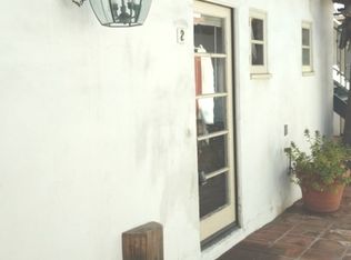 140 Tamarisk Rd APT 2, Palm Springs, CA 92262