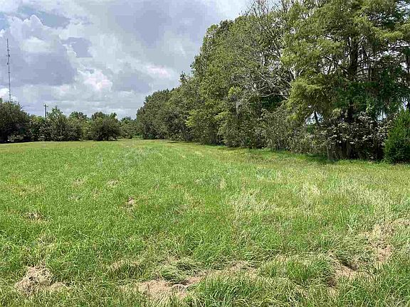 2nd image of 4915 Bayou Black Dr