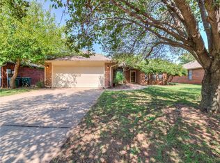 1805 Victoria Dr, Edmond, OK 73003